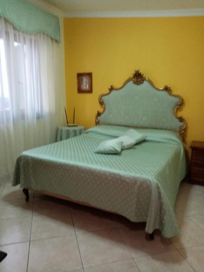 Villa Luisa ปอร์ติชี ภายนอก รูปภาพ