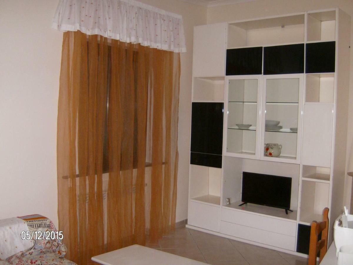 Villa Luisa ปอร์ติชี ภายนอก รูปภาพ