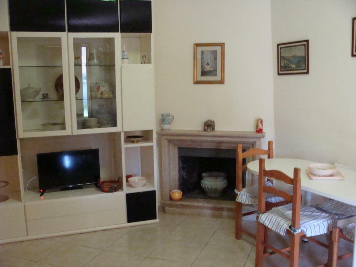 Villa Luisa ปอร์ติชี ภายนอก รูปภาพ
