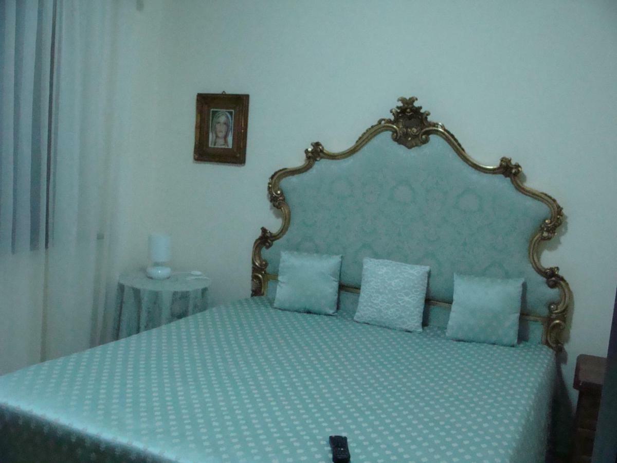 Villa Luisa ปอร์ติชี ภายนอก รูปภาพ