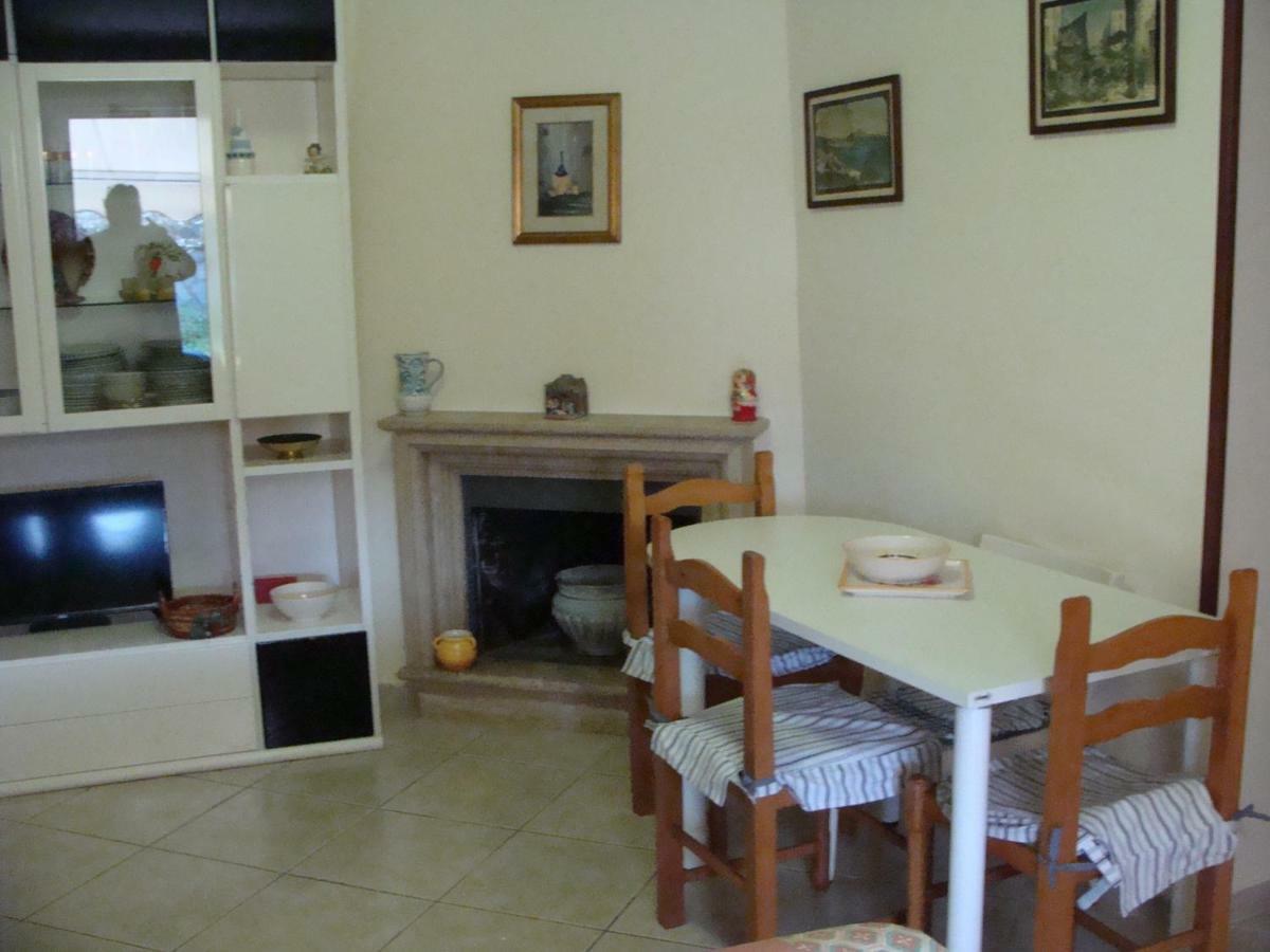 Villa Luisa ปอร์ติชี ภายนอก รูปภาพ
